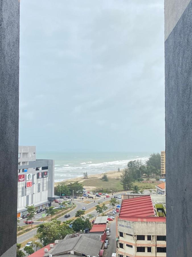 Orked Vanda, 3 Bedroom Apartment, Seaview Netflixwifiyoutube Kuala Terengganu Exterior photo